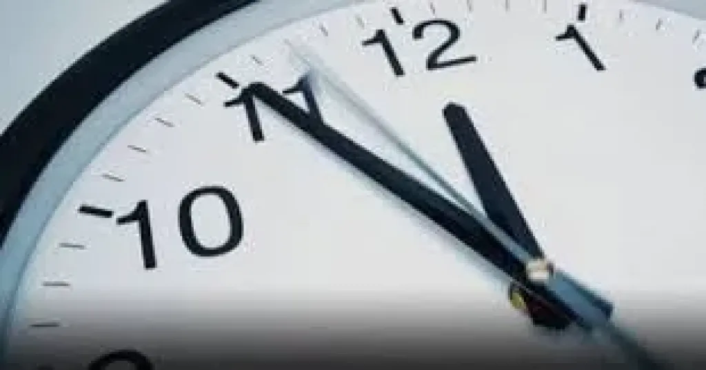 هتأخر ساعتك 60 دقيقة ... مصر تبدأ العمل بالتوقيت الشتوي الجمعة المقبلة هتأخر ساعتك 60 دقيقة ... مصر تبدأ العمل بالتوقيت الشتوي الجمعة المقبلة