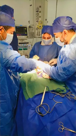 إنجاز طبي جديد بمستشفى بلطيم التخصصي: استئصال ورم سرطاني متقدم بالغدة الدرقية... إنجاز طبي جديد بمستشفى بلطيم التخصصي: استئصال ورم سرطاني متقدم بالغدة الدرقية بنجاح