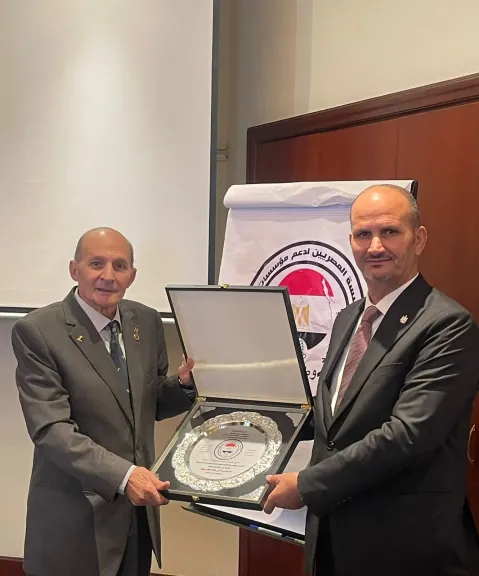 مؤسسة المصريين لدعم مؤسسات الدولة تختتم احتفالها بذكرى انتصارات أكتوبر بتكريم عدد... مؤسسة المصريين لدعم مؤسسات الدولة تختتم احتفالها بذكرى انتصارات أكتوبر بتكريم عدد من أبطال الحرب و الدبلوماسيين تقديرا لعطاءاتهم