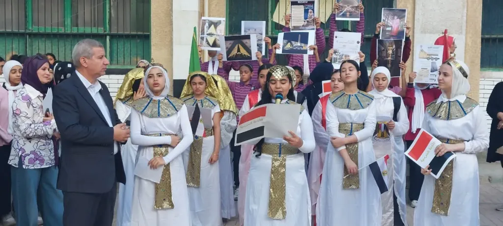 مدارس الشرقية تخصص طابور الصباح للحديث عن غرس الحضارة المصرية وغرس قيم... مدارس الشرقية تخصص طابور الصباح للحديث عن غرس الحضارة المصرية وغرس قيم الانتماء للوطن