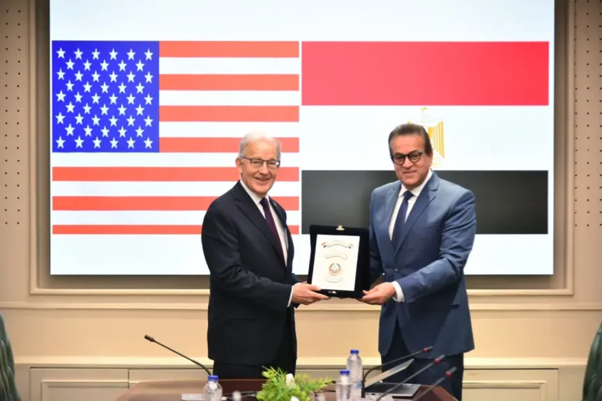 وزير الصحة والسكان يستقبل وزير خارجية ولاية نبراسكا الأمريكية لبحث سبل تعزيز التعاون في القطاع الصحي