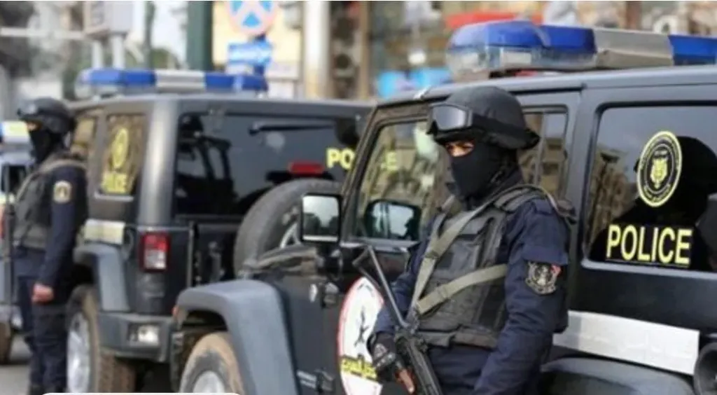 الأمن يحقق.. مصرع موظف بالصحة بطلق ناري في ظروف غامضة بقنا الأمن يحقق.. مصرع موظف بالصحة بطلق ناري في ظروف غامضة بقنا