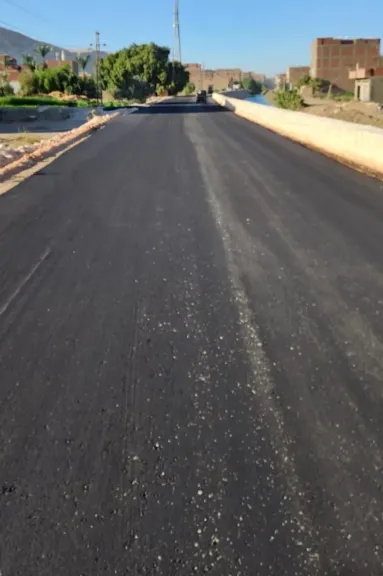 محافظ أسيوط: الانتهاء من أعمال الطبقة الأسفلتية لطريق درنكة – محور الهضبة... محافظ أسيوط: الانتهاء من أعمال الطبقة الأسفلتية لطريق درنكة – محور الهضبة بطول 3 كيلومترات