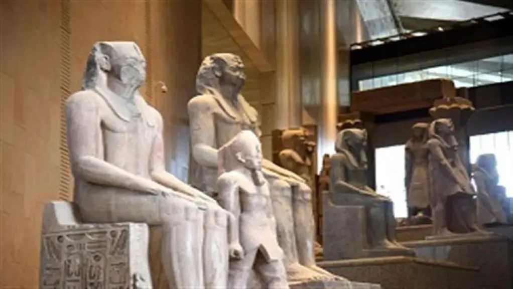 العالم يترقب الليلة الأسطورية لافتتاح المتحف المصري الكبير.. تعرف على القنوات الناقلة... العالم يترقب الليلة الأسطورية لافتتاح المتحف المصري الكبير.. تعرف على القنوات الناقلة للإفتتاح