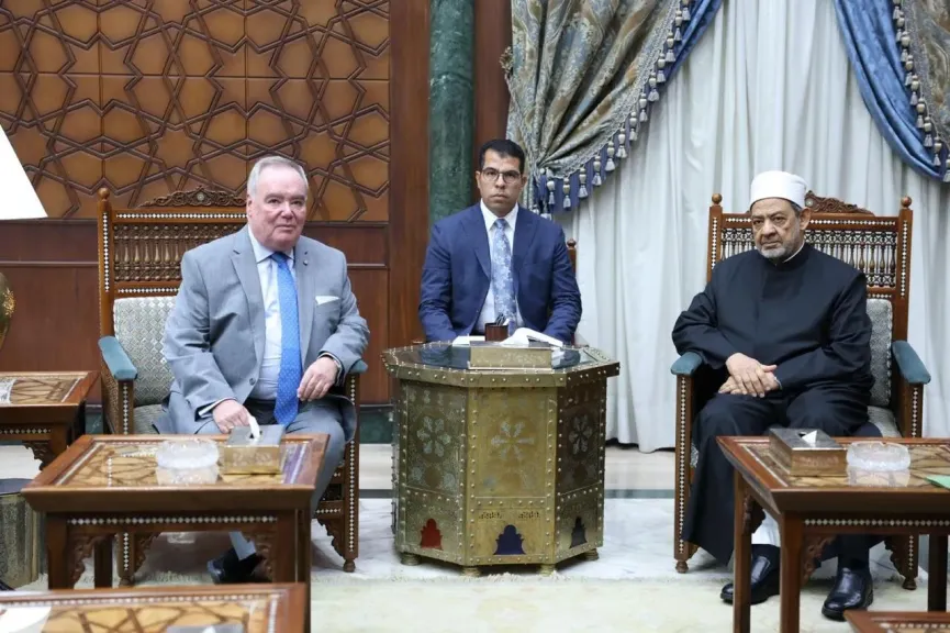 شيخ الأزهر يستقبل رئيس منظمة فرسان مالطا لبحث تعزيز التعاون المشترك شيخ الأزهر يستقبل رئيس منظمة فرسان مالطا لبحث تعزيز التعاون المشترك