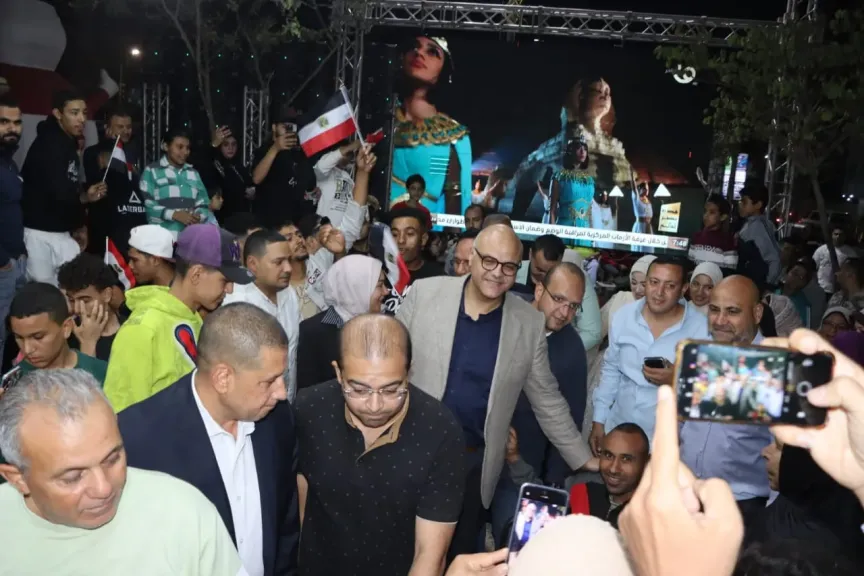 من بنها للعبور.. المحافظ يقود مسارًا احتفاليًا ويشعل الأجواء تزامنًا مع إفتتاح المتحف المصري الكبير