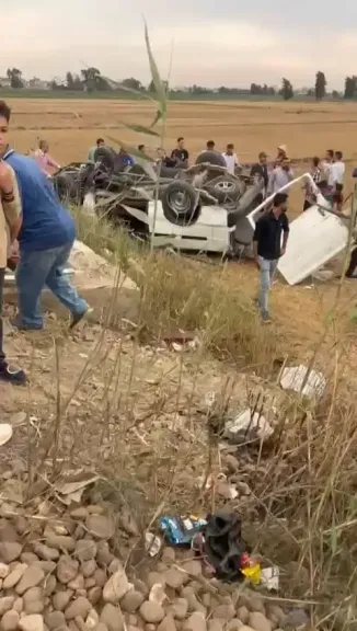 إصابة عدد من الأشخاص في انقلاب ميكروباص على الطريق الدولي الجديد بدسوق
