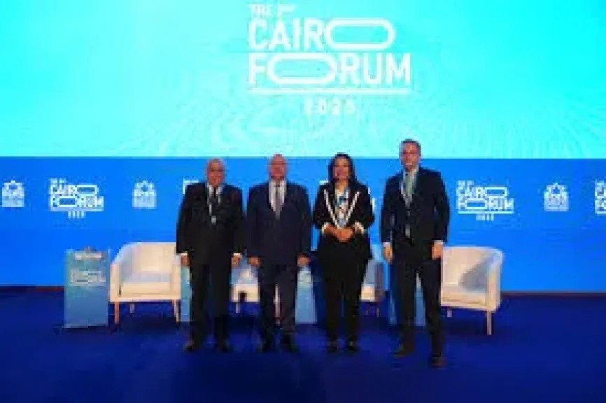 كامل الوزير: مصر تعمل على ربط ممراتها اللوجستية الوطنية بالممرات الإقليمية والدولية