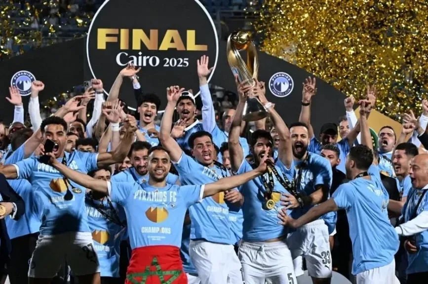 بيراميدز يتحدى الهيمنة المغربية في سباق جوائز الكاف الليلة