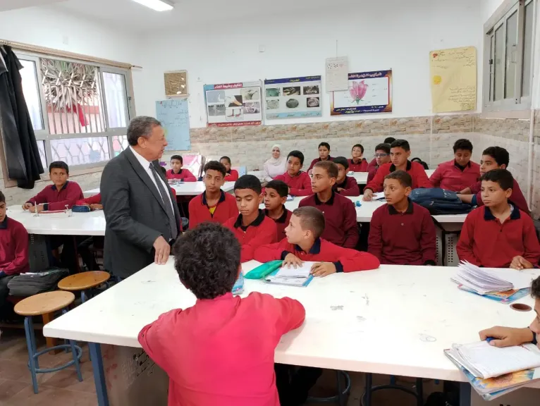 وكيل ”تعليم البحيرة”: تكثيف متابعة المدارس وتفعيل البرامج العلاجية للقراءة والكتابة