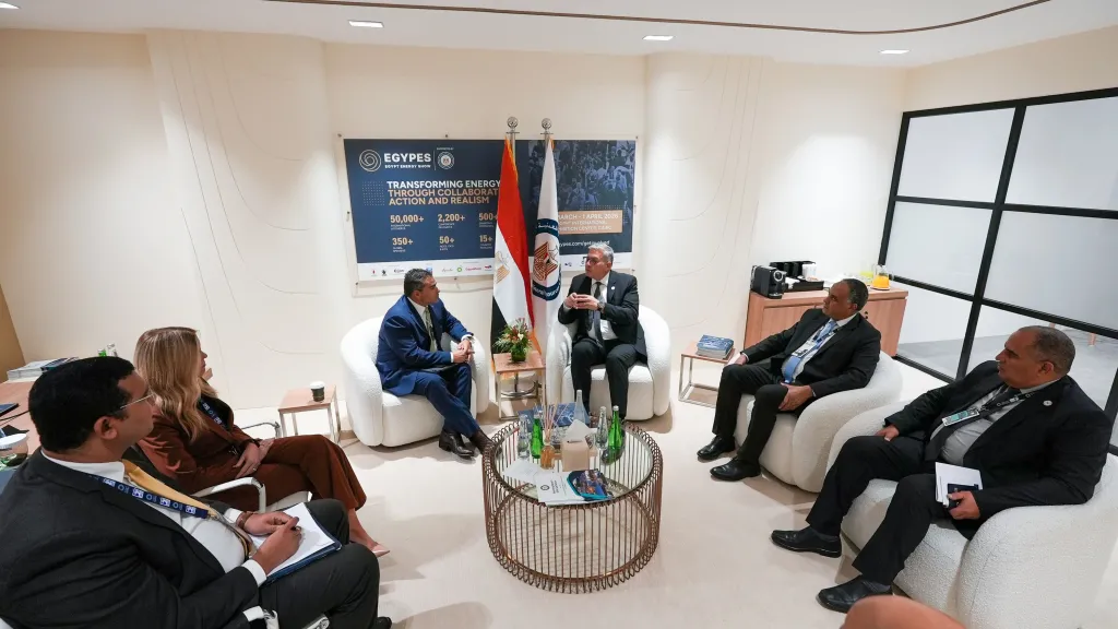 تعاون مصري سعودي أمريكي في الطاقة والذكاء الاصطناعي لتعزيز الإنتاج البترولي