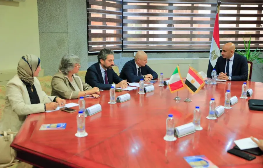 وزير التعليم يبحث مع السفير الإيطالي التوسع في مدارس التكنولوجيا التطبيقية