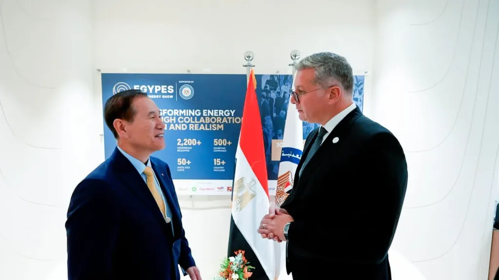 مباحثات مصرية كورية لزيادة أنشطة الاستكشاف والإنتاج في خليج السويس والصحراء الشرقية