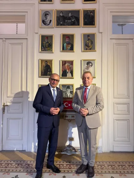 السفير التركي بالقاهرة: المتحف الكبير يضيفا هرما رابعا لأهرامات مصر.. والافتتاح كان مبهرا بالآثار المصرية وتوت عنخ آمون ويبنى عليه تسويقيا