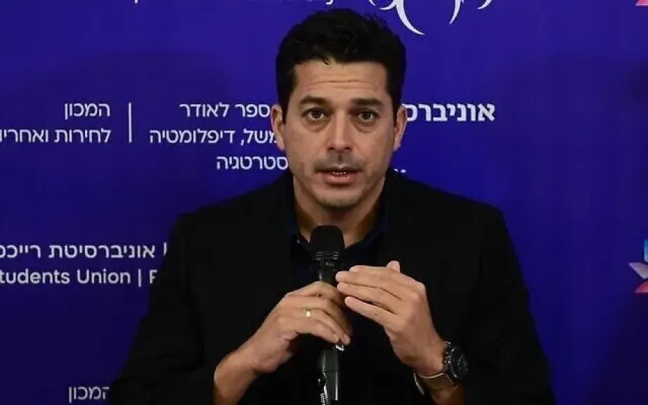 وزير إسرائيلي يهاجم عمدة نيويورك المنتخب زهران ممداني ويحث الجالية اليهودية على الهجرة