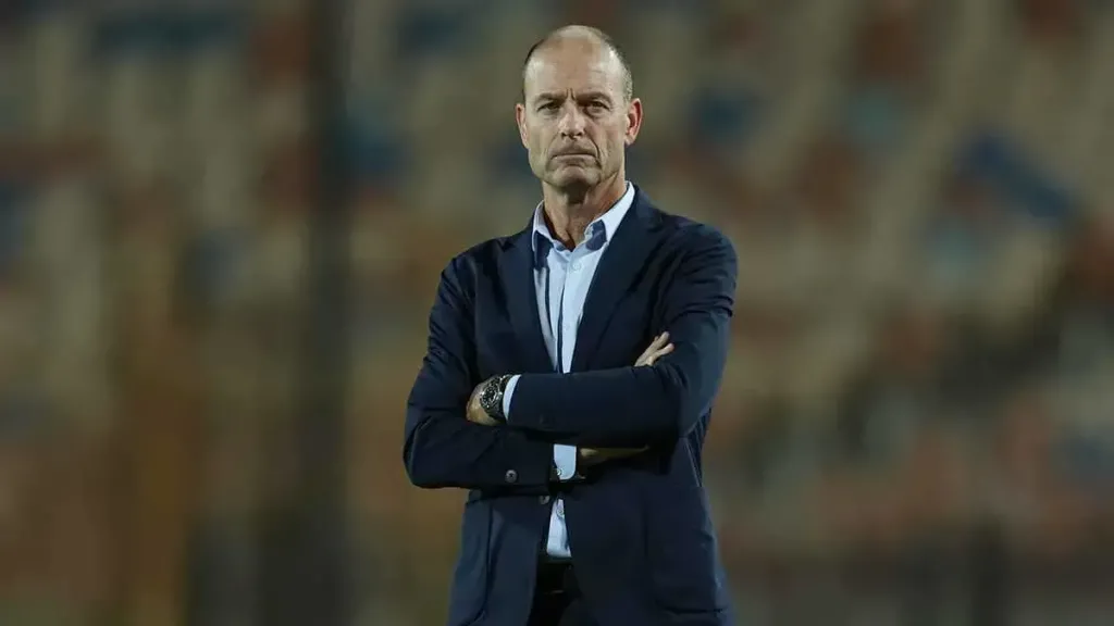 توروب يكشف أزمة الأهلي قبل مباراة سيراميكا بالسوبر المصري