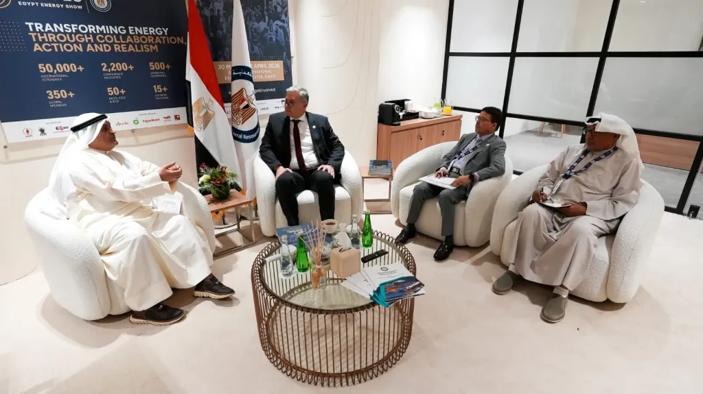 وزير البترول يبحث مع أمين عام الأوابك تعزيز التعاون العربي في مجال الطاقة