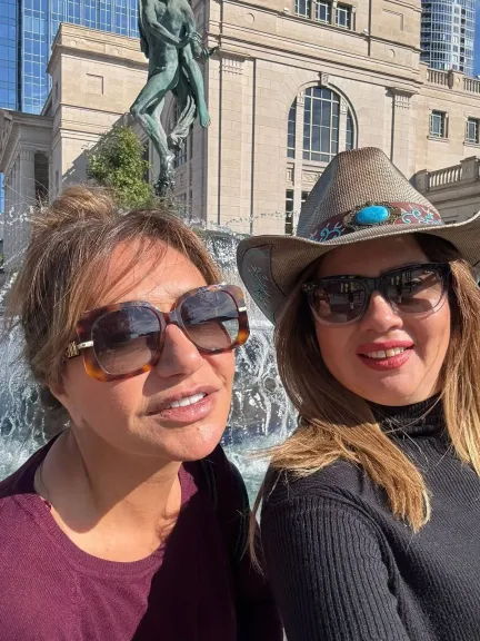 رانيا فريد شوقي في أمريكا بصحبة ليلى علوي وإلهام شاهين: ”الناس الحلوة”