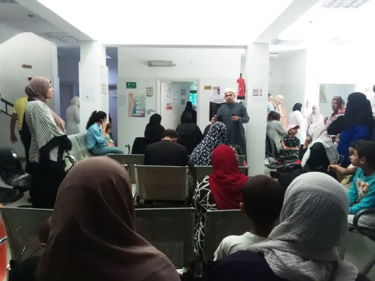 ”تمكين المرأة وبناء الأسرة الواعية.. جلسات الدوار تواصل فعالياتها بالغردقة”