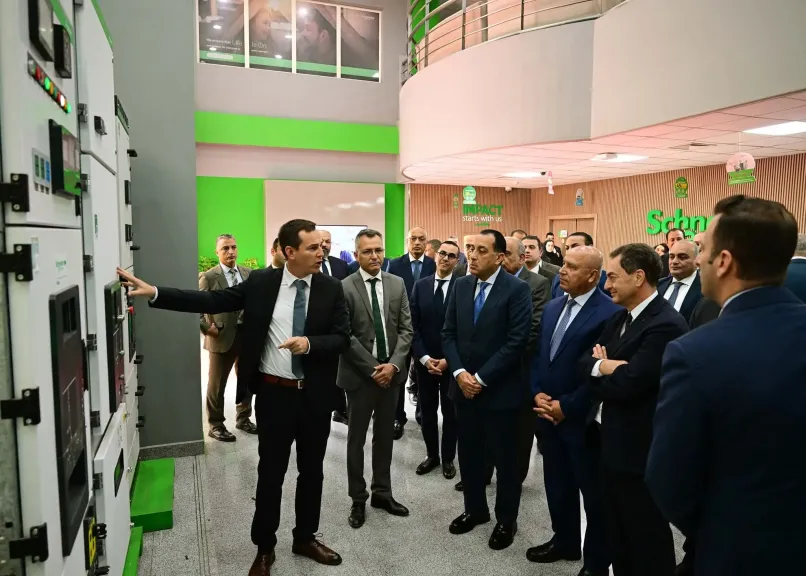رئيس الوزراء يفتتح توسعات المصنع الإقليمي لشركة ”شنايدر إلكتريك” بمدينة بدر