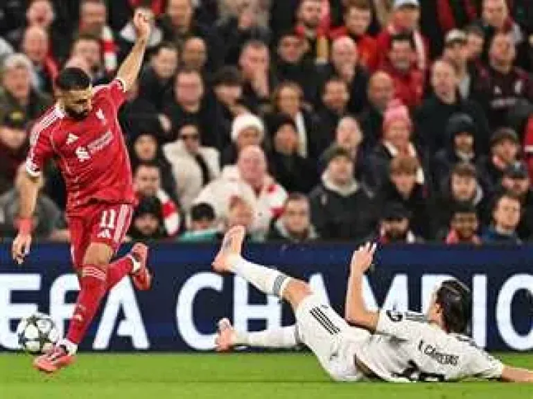 محمد صلاح ينافس على جائزة أفضل لاعب بشهر أكتوبر في ليفربول