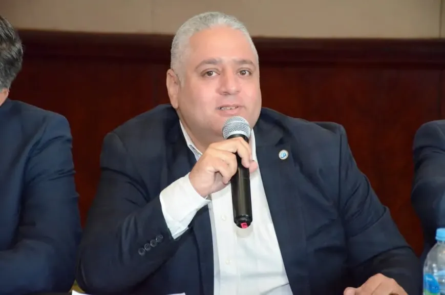 الدكتور محمد عصمت