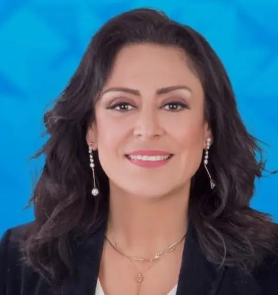 منى عراقي تكشف صراعها مع مرض مناعي نادر