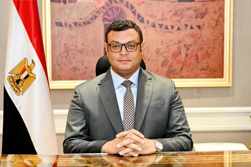 وزير الاسكان 