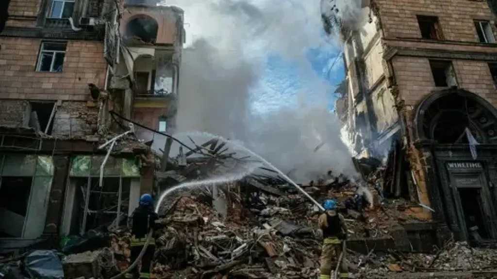 هل بدأ التحول في موازين الحرب؟.. استخدام الصواريخ الفرط صوتية يضع الدفاعات الأوكرانية أمام اختبار مصيري