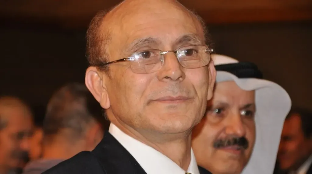 الحالة حرجة ودخل العناية المركزة بعد فقد الوعي.. آخر تطورات الحالة الصحية للفنان محمد صبحي