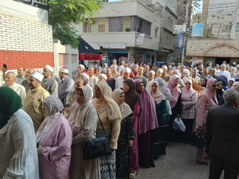 محافظ البحيرة: المشاركة في انتخابات مجلس النواب واجب وطني