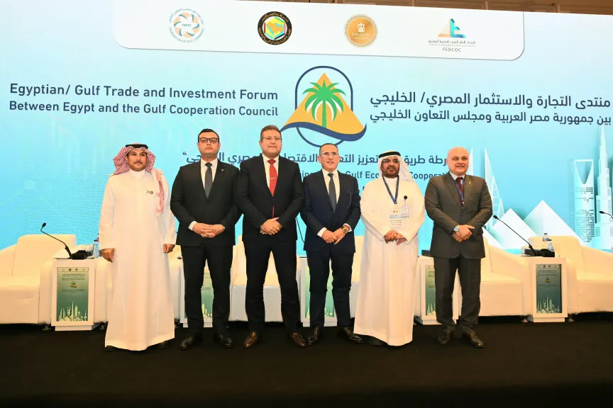 وزير الإسكان 