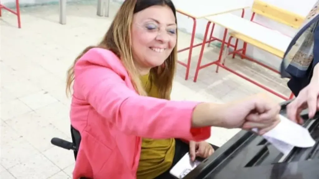 الدكتورة إيمان كريم