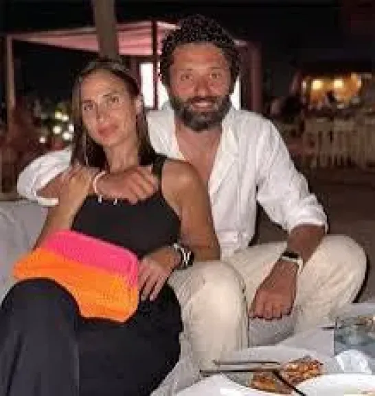 ” حاولنا كتير إن الحياة تستمر وفشلنا” كريم محمود عبد العزيز يعلن أنفصاله عن آن رفاعي رسميا