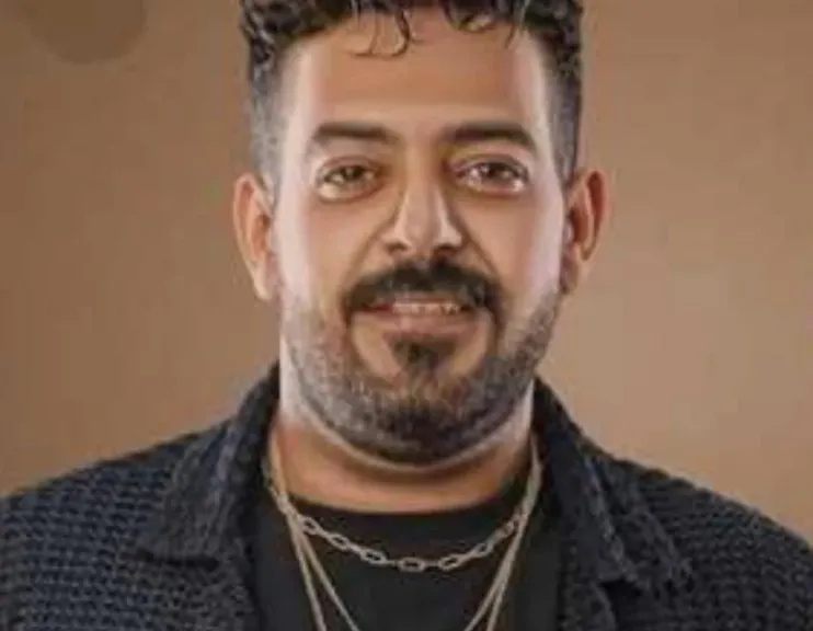 وسط حالة حزن كبيرة.. نقل جثمان إسماعيل الليثي من مستشفى ملوي إلى القاهرة