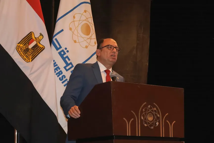 رئيس جامعة حلوان: نسعى لبناء وعي وطني مستنير وتعزيز الانتماء الوطني