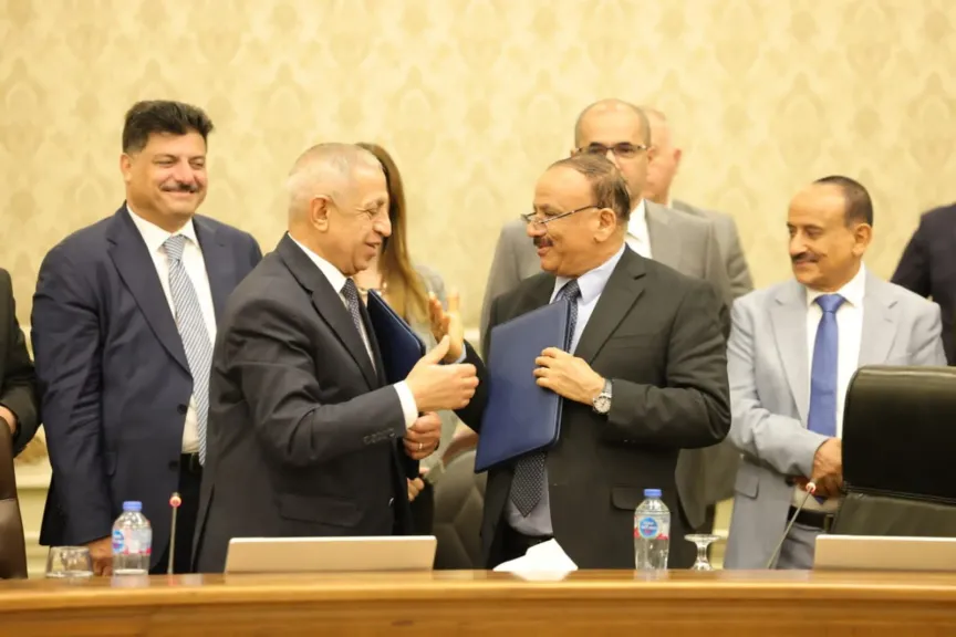 مذكرة تفاهم لتعزيز التعاون المشترك بين وزارة النقل اليمنية والأكاديمية العربية للعلوم والتكنولوجيا والنقل البحري