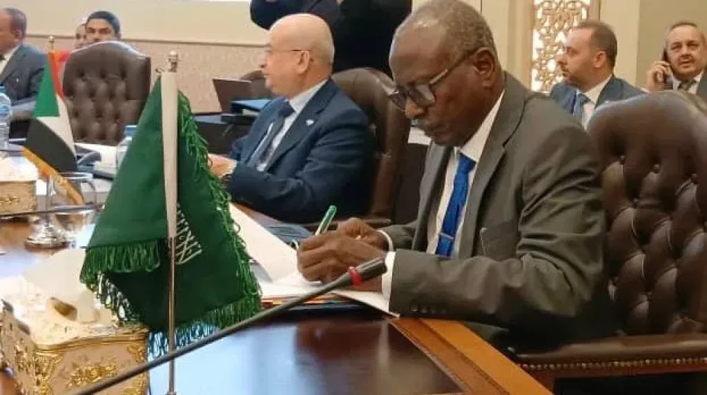 وزير النقل السوداني سيف التجاني : رغم ظروف الحرب …حريصون على تبني سياسات مرنة ومتطورة تشمل التوسع في وسائل النقل وربط السودان بمحيطه الإقليمي والدولي
