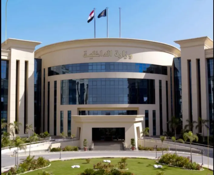 انتبه.. عدم رد الأموال المحولة بالخطأ سيعرضك للحبس