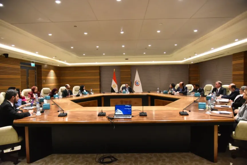 وزير الصحة  يلتقي الأمين العام للجنة الوزارية لـ”الصحة في جميع السياسات” بالمملكة العربية السعودية