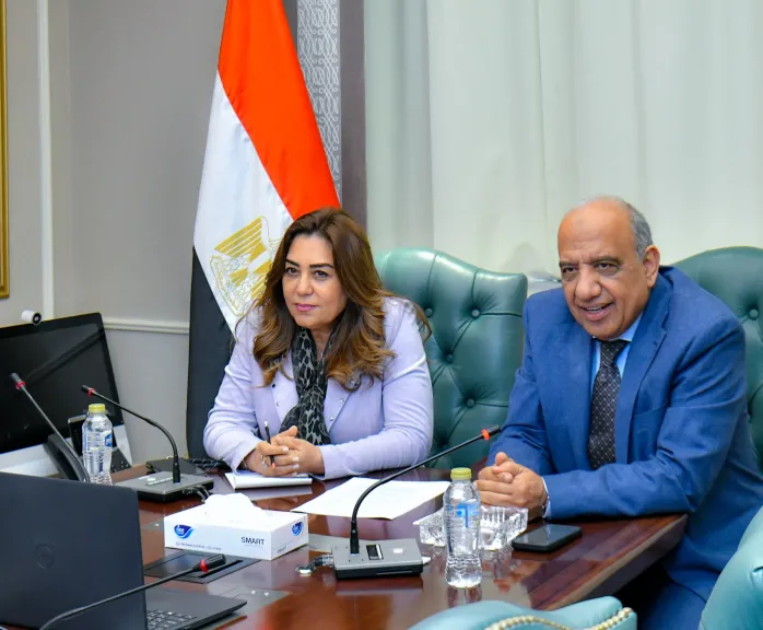 توافق جديد بين «البيئة» و«الكهرباء» لضمان استدامة مشروعات استكشاف الموارد الطبيعية والطاقة المتجددة