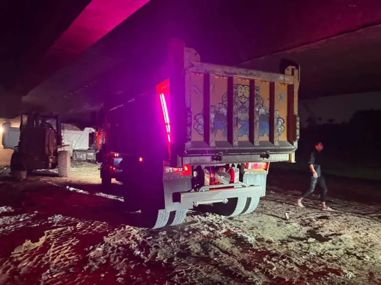 بجهود طه عبد الصادق.. حي الهرم يُعيد الحياة لطريق غطاطي بعد سنوات من المعاناة