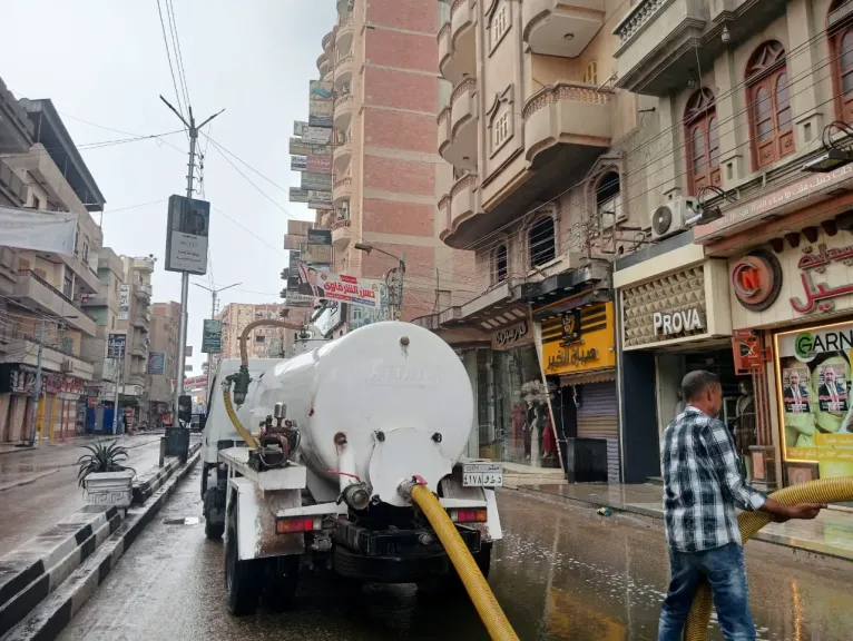 محافظ الدقهلية يتابع جهود الوحدات المحلية لمواجهة موسم الشتاء والتعامل مع الأمطار