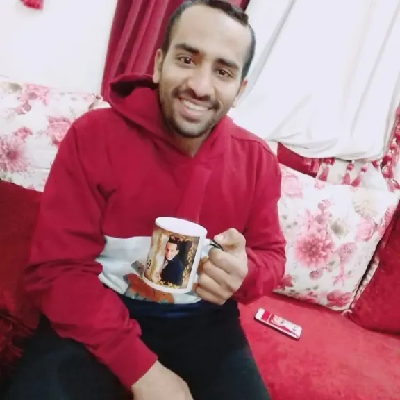 لحق بابنه من شدة الحزن.. وفاة والد شاب قتله آخر بطعنات آلة حادة في شوارع قنا