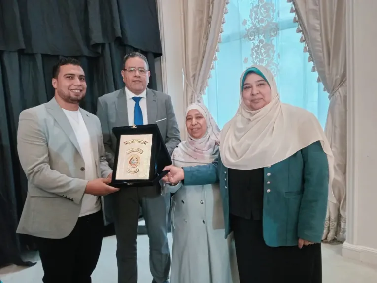 تكريم عالمي ومحلي لوحدة طب الأسرة بدراجيل بعد فوزها بالمركز الأول جمهوريًا في اعتماد منشآت ”جهار”