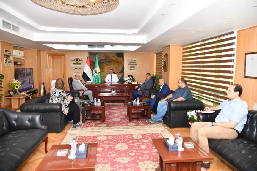 محافظ الفيوم يوجه بسرعة التعامل مع الآثار الناجمة عن الانهيار الجزئي بطريق كفر محفوظ طامية