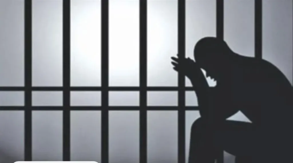 قتلها وجلس يبكي بجوارها.. إحالة أوراق شاب ذبخ شقيقته لشكه في سلوكها بقنا للمفتي