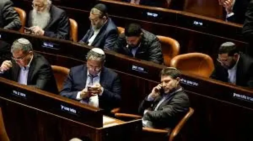 اليمين المتطرف يرفض المشاركة في أي حكومة توافق على الاعتراف بالدولة الفلسطينية