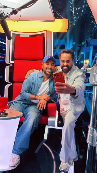 أحمد سعد يشيد بمهند الباشا: ”صوت هيبقى في حتة تانية لوحده” بعد تألقه في ”ذا فويس”