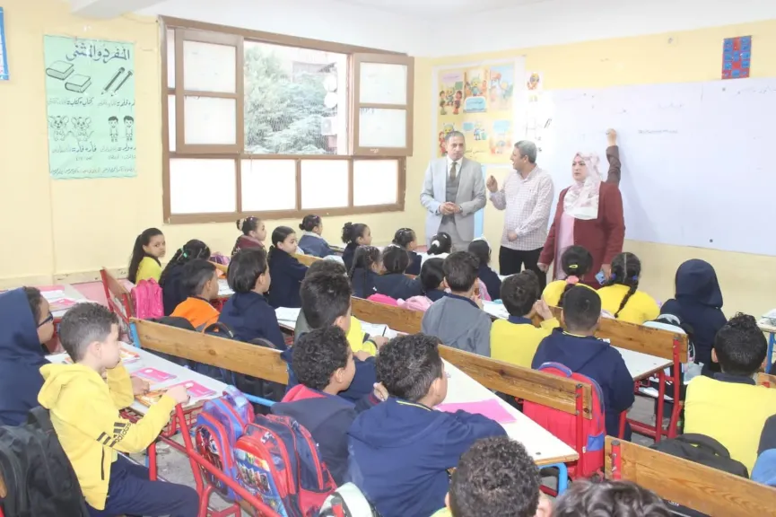 مدير «تعليم الجيزة» في جولة مفاجئة لمتابعة الانضباط والجودة...وتوجيهات عاجلة بتفعيل لائحة السلوك